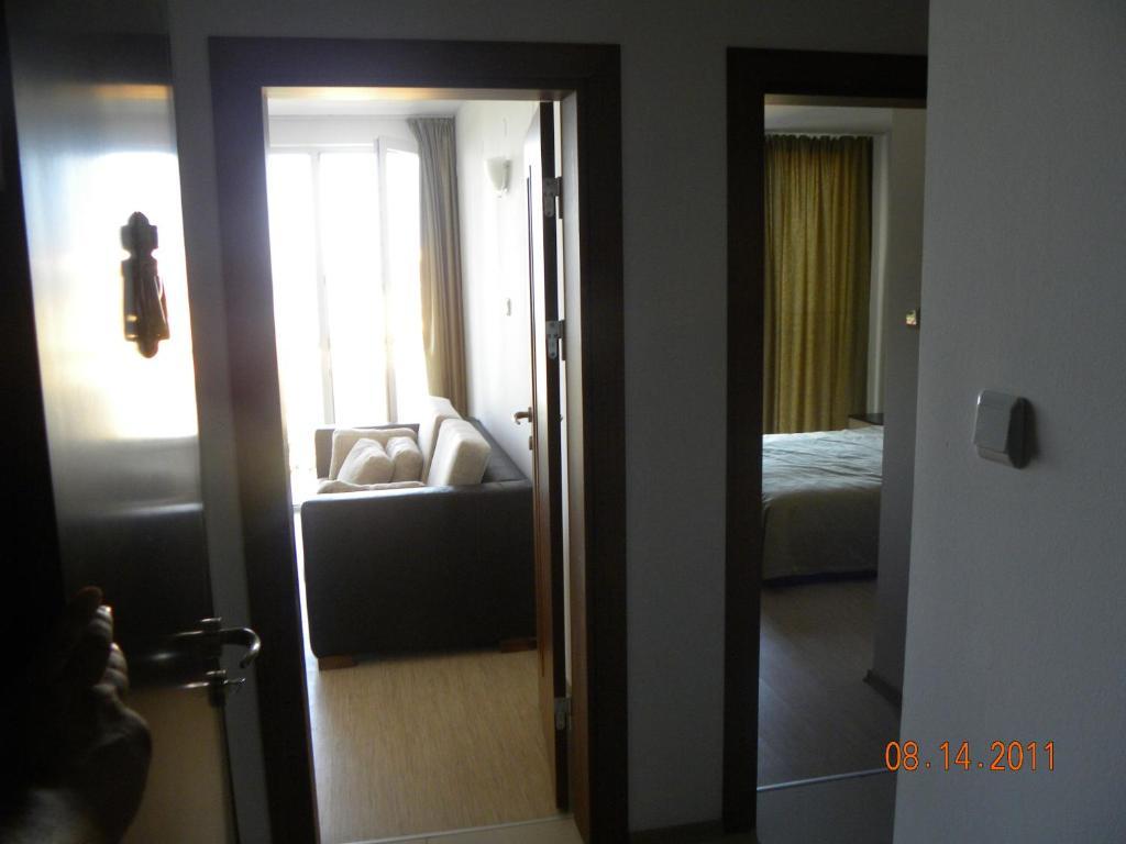 Apartcomplex New Tawn Obzor Værelse billede